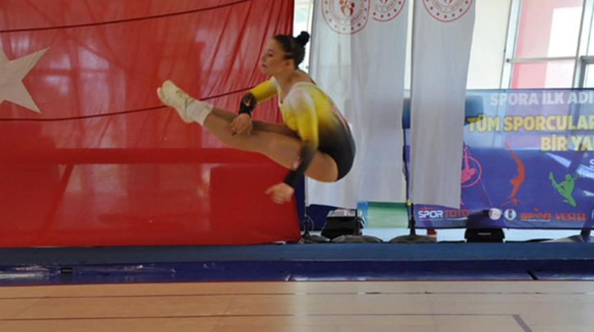 Ayşe Begüm Onbaşı: Hedefim İstiklal Marşı'nı okutmak