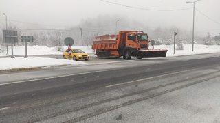 Anadolu Otoyolu ile D-100 kara yolunun Bolu Dağı kesiminde kar etkili oluyor