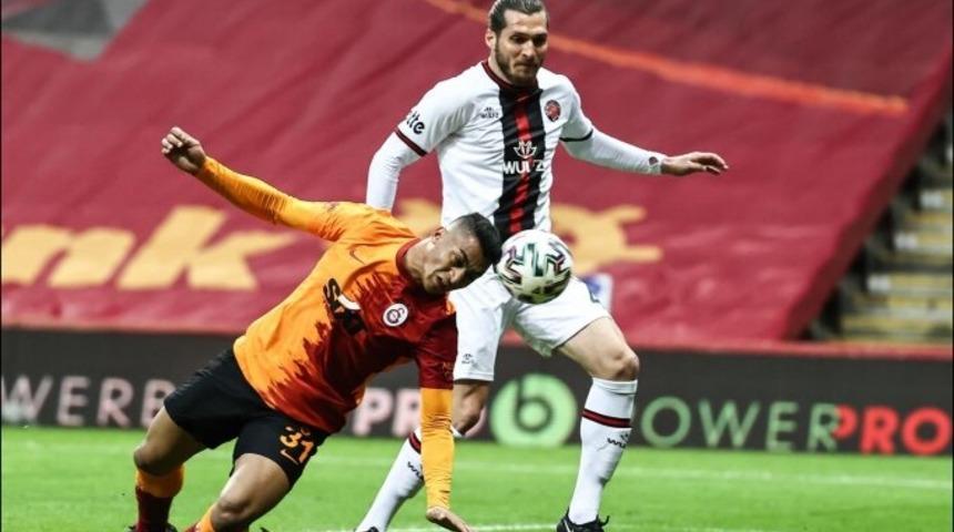 Mustafa Muhammed: "Golümden 1,5 dakika önce el varmış"