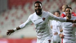 Galatasaray Boupendza ile anlaştı iddiası