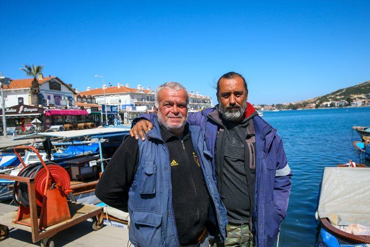 Ege'de denize düşen eğitim uçağındaki pilotların kurtarılmasına yardım eden balıkçılar o anları anlattı G1