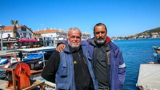 Ege'de denize düşen eğitim uçağındaki pilotların kurtarılmasına yardım eden balıkçılar o anları anlattı