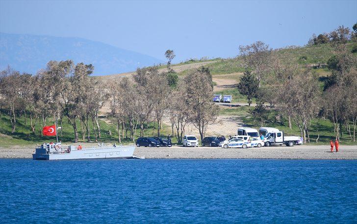 Ege'de denize düşen eğitim uçağındaki pilotların kurtarılmasına yardım eden balıkçılar o anları anlattı G4
