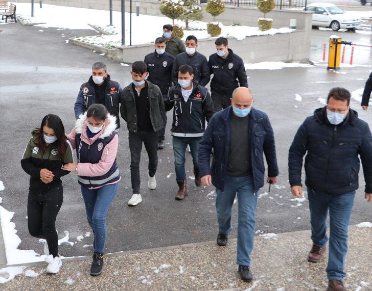 Karaman merkezli uyuşturucu operasyonunda 35 şüpheliden 3'ü daha tutuklandı G1