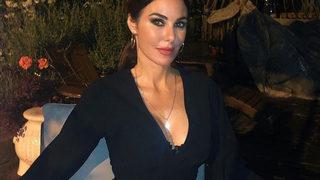 Defne Samyeli New York caddelerinde poz verdi! 