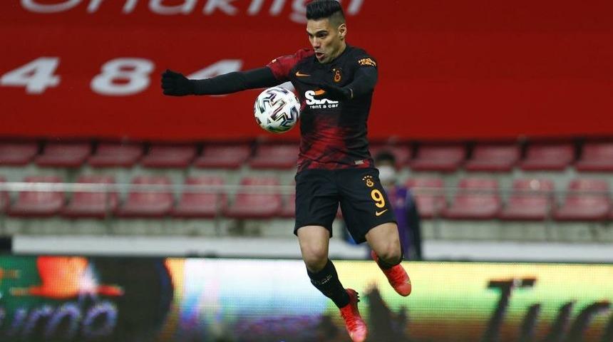 Radamel Falcao'nun sakatlık kabusu