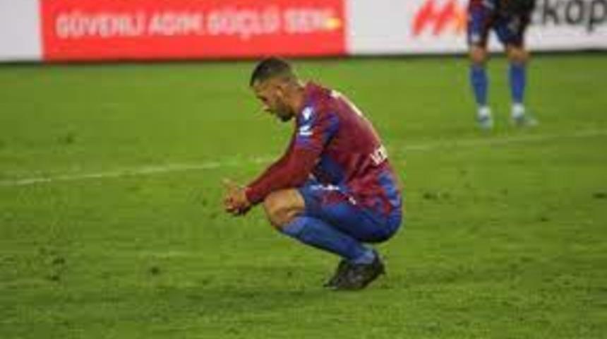 Cüneyt Çakır, Vitor Hugo'yu tebrik etti