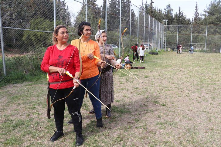 47 yaşındaki kadın okçunun hedefi, kurulacak Geleneksel Türk Okçuluğu Milli Takımı'na girebilmek G1