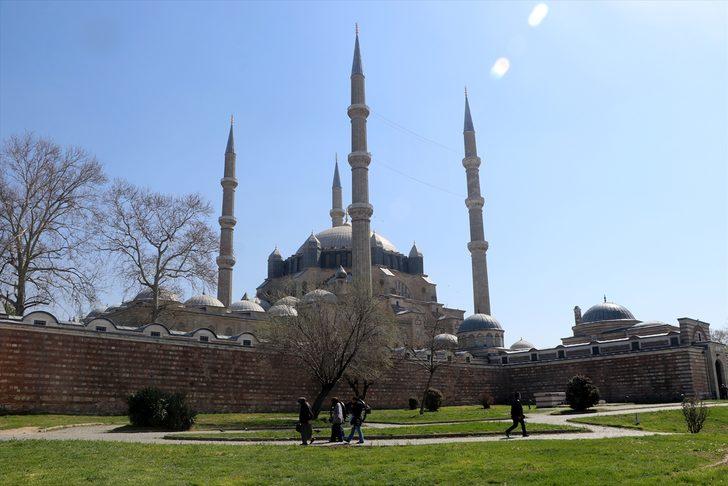 Selimiye Camisi'ndeki mukabeleler salgın tedbirleri kapsamında canlı yayınla takip edilecek G5