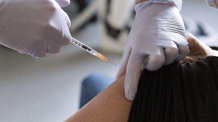 'Aşı orucu bozar mı?' tartışmalarına Diyanet son noktayı koydu