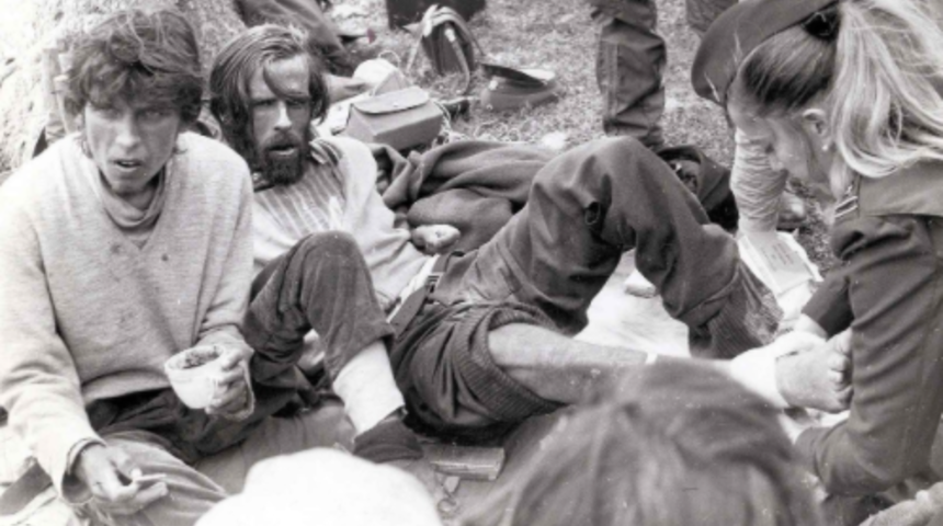 Uçak kazasından kurtulup arkadaşlarının etlerini yemek zorunda kalanların hayat mücadelesi filme konu oldu