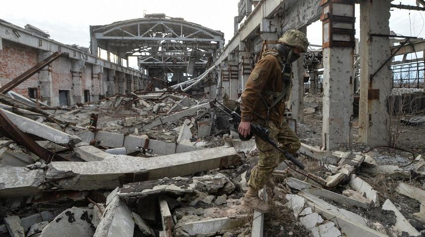 Ukrayna'dan Rusya'ya 'askeri birliklerini sınırdan çek' çağrısı