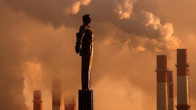 Moskova'daki Yuri Gagarin anıtı
