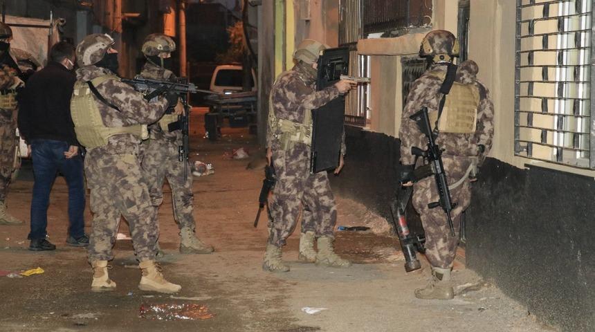 Adana’da şafak vakti DEAŞ operasyonu: Çok sayıda gözaltı