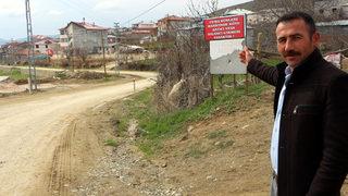 İlginç uygulama! Bu köye seyyar satıcı ve dilenciler sadece cuma günü girebiliyor