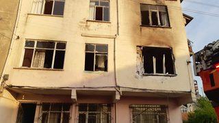 Zincirle ellerini, ayaklarını bağlamışlar! Diri diri yanarak can verdi