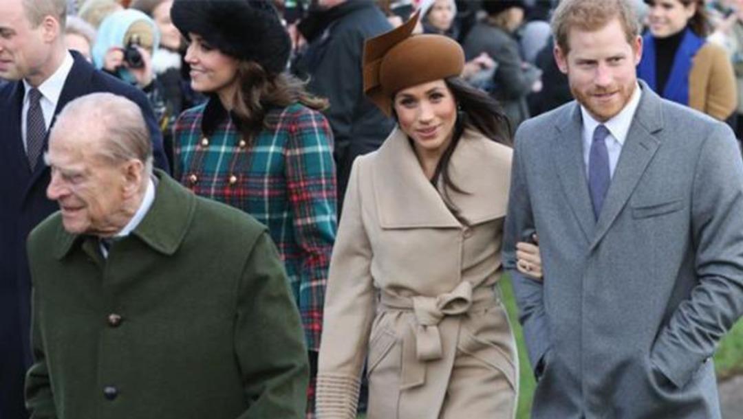 Sarayla arası a&ccedil;ık olan Markle cenaze t&ouml;renine katılacak mı? Merak edilen soru yanıt buldu