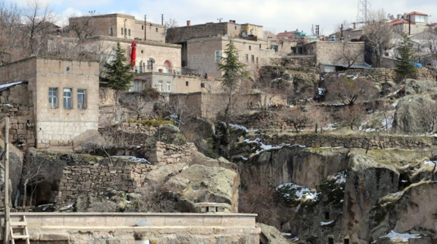 Aksaray’ın 2 asırlık taş evleri hayata geri dönüyor