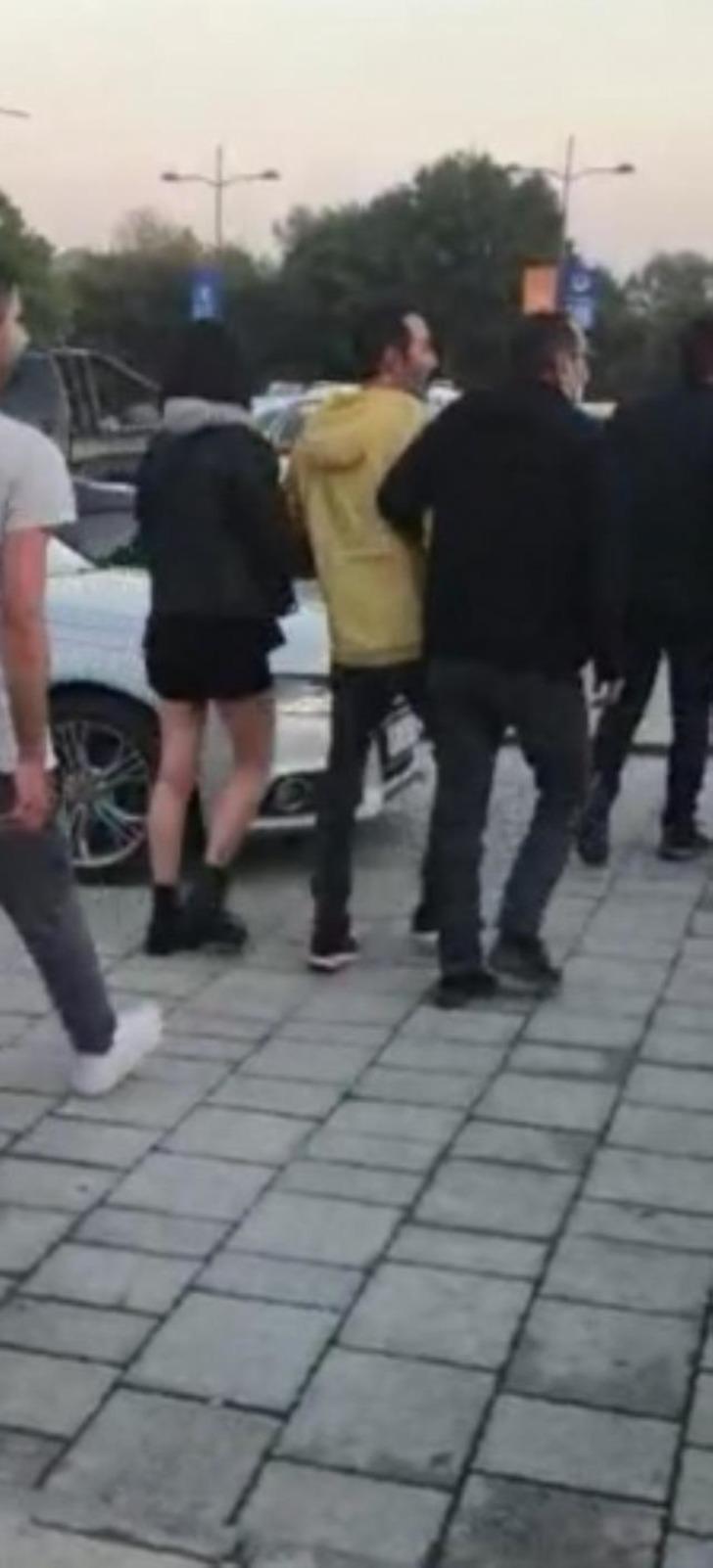 Kavgaya karışan Mustafa Üstündağ'ın kucağına oturan genç kadın, ünlü gelin adayı çıktı G2