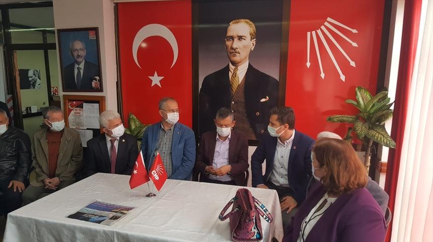 CHP Grup Başkanvekili Özel'den partiden ayrılanlara "baba evi" çağrısı: