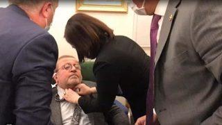 Meclis'te rahatsızlanan HDP'li Kemal Bülbül, hastaneye kaldırıldı