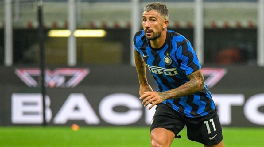 Süper Lig devleri Kolarov için savaşıyor