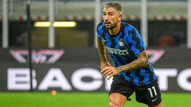 Süper Lig devleri Kolarov için savaşıyor