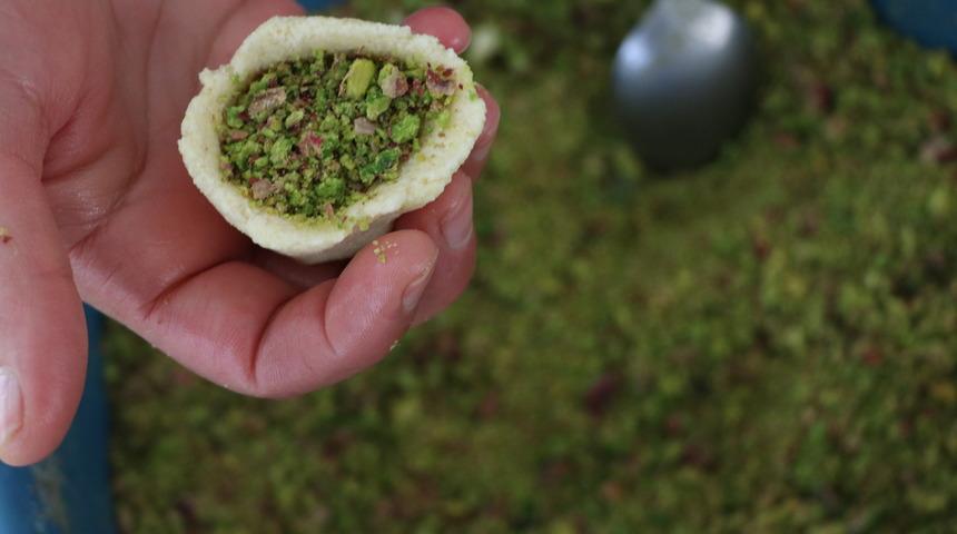 Mersin'in yöresel tadı kerebiç Ramazan'ın olmazsa olmazı!