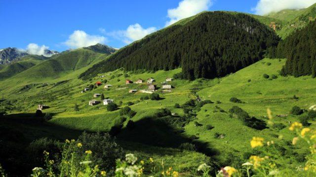 Pandemide evde kalanların ilk tercihi doğa tatili oldu