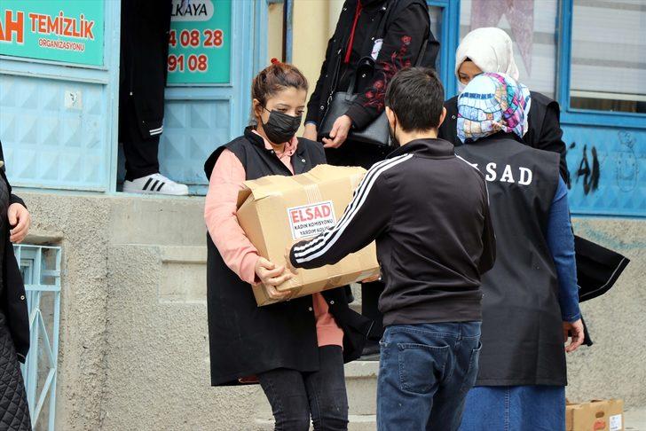 Elazığlı anneler mutfak masrafından artırdıkları parayla ihtiyaç sahiplerine gıda ulaştırıyor G5