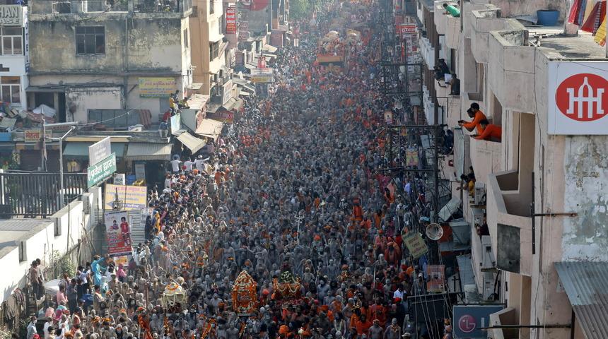 Hindistan'da koronavir&uuml;s tablosunda yeni rekor