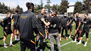  Omar Elabdellaoui'den takıma ziyaret