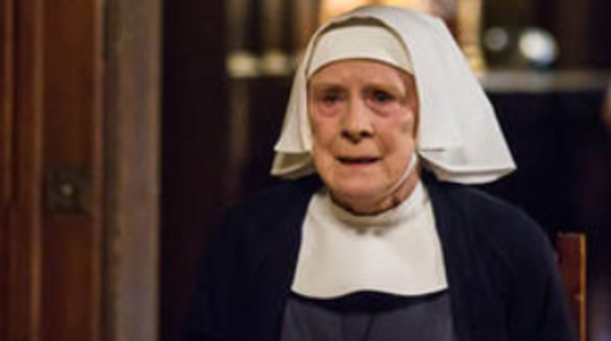 Judy Parfitt, BAFTA jürisini ‘çıplaklık’ üzerinden eleştirdi