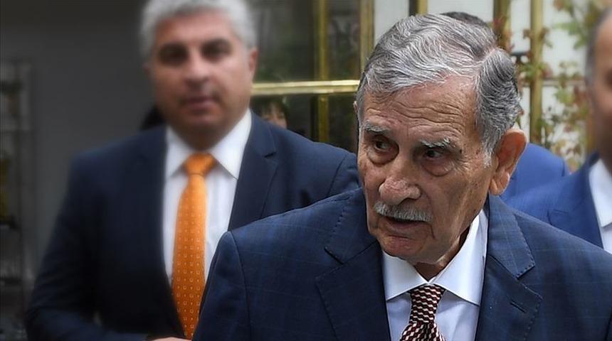 Yıldırım Akbulut kimdir, neden öldü? Eski başbakan hayatını kaybetti