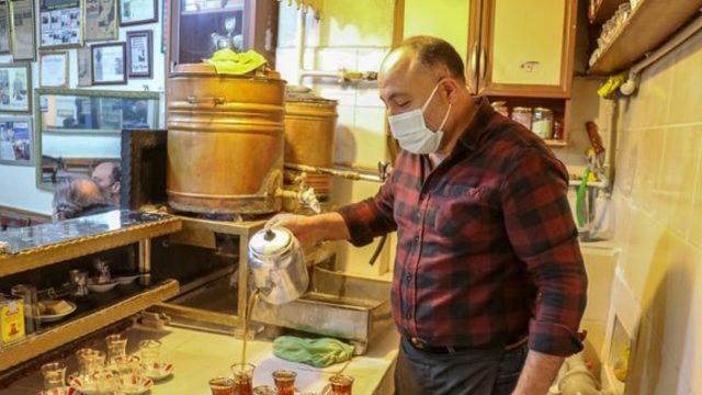 Normalleşme döneminde halı sahalar, kahvehaneler açıldı mı? Halı saha, kıraathane ve kahvehaneler ne zaman açılacak? İşte yeni genelge kararları...