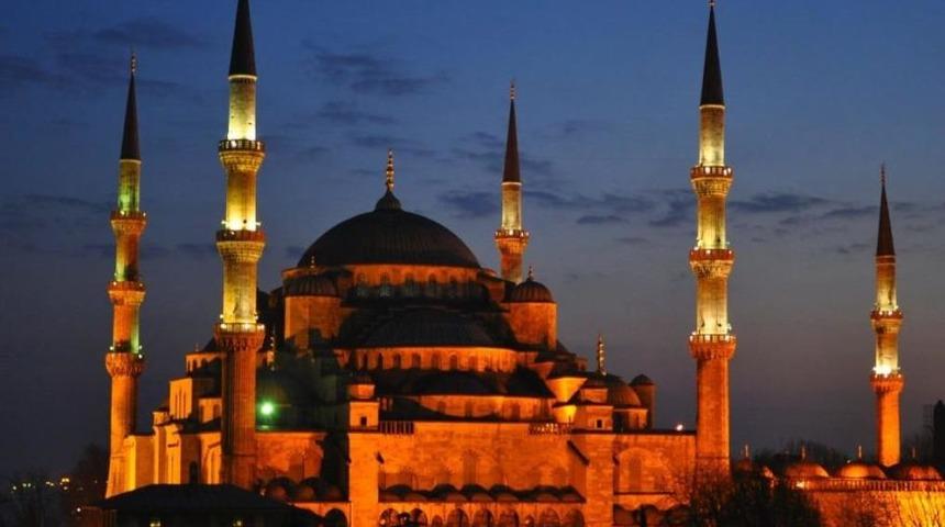 İstanbul'da akşam ezanı kaçta okuyor? 17 Nisan iftar saati