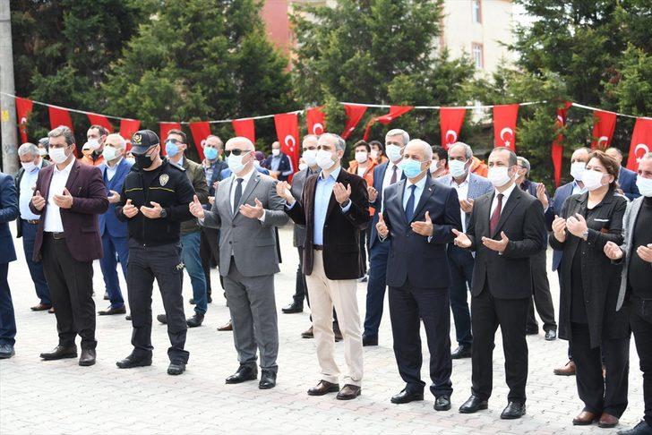 Kocaeli'den İdlib'e 3 tır insani yardım malzemesi gönderildi G1