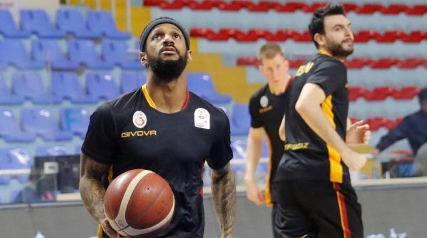 Galatasaray'da bir koronavirüs vakası!