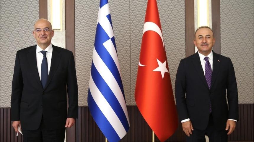 &Ccedil;avuşoğlu'ndan Yunan mevkidaşı Dendias'a: Gerginliği s&uuml;rd&uuml;r&uuml;rseniz biz de s&uuml;rd&uuml;r&uuml;r&uuml;z
