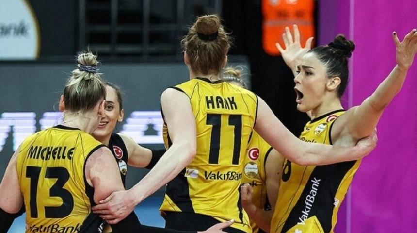Şampiyon VakıfBank kupasını aldı