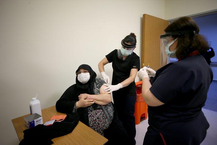 Trakya'da Kovid-19 aşılaması iftardan sonra da devam ediyor G5