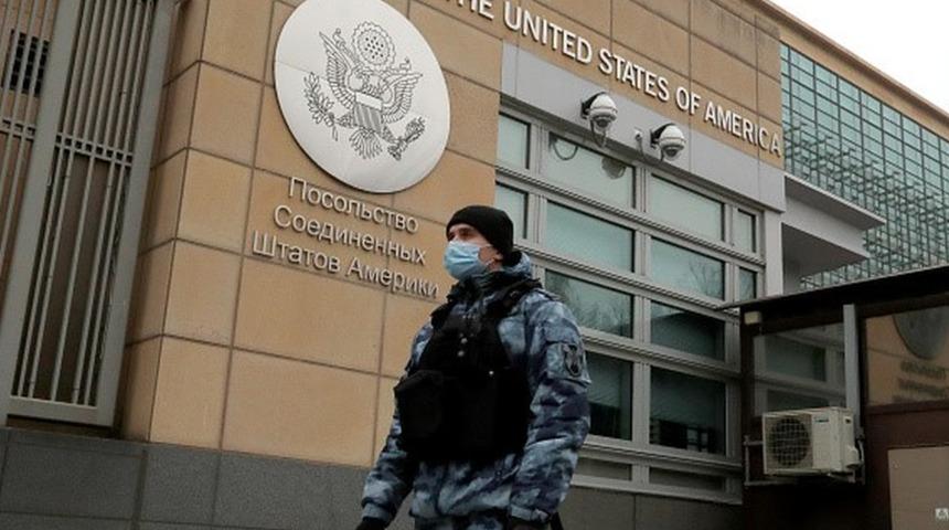 Rusya-Ukrayna gerilimi: Rusya 10 Amerikalı diplomatı sınır dışı etme kararı aldı