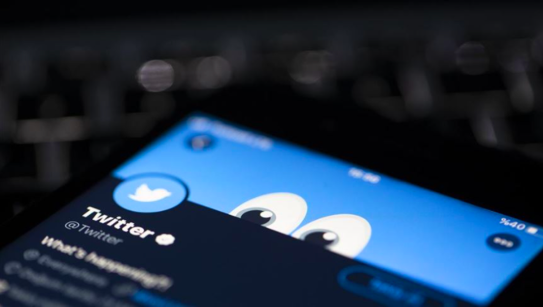 Gece 12'de &ouml;ğretmenine soru soran &ouml;ğrenci ve &ouml;ğretmen olayı ne? Sosyal medyada yorumlar yağdı...