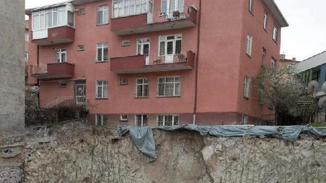 Çankaya Belediye Başkanı'ndan Saadet Apartmanı açıklaması: Herhangi bir risk bulunmuyor