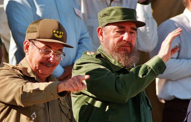 Fidel ve Raúl Castro toplamda ülkeyi 60 yıla yakın yönetti