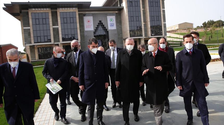 Cumhurbaşkanı Erdoğan, Marmara Üniversitesi Recep Tayyip Erdoğan Külliyesi'ni inceledi