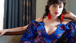 Konsere gitti ama şovu o yaptı! Gonca Vuslateri mikrofonu kapıp Sezen Aksu'yu andı