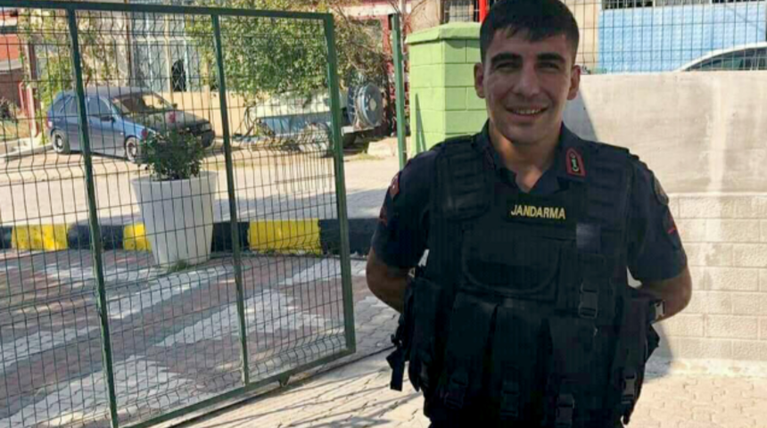 Manisa'da korkunç olay! Uzman çavuş evinde ölü bulundu