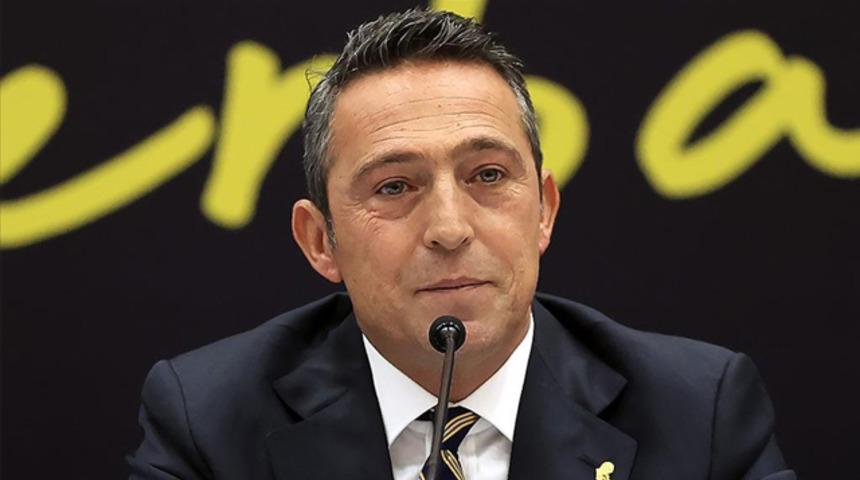 Ali Koç, voleybolcularla sezonu değerlendirdi