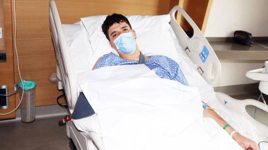 Fenerbahçeli kaleci Altay Bayındır ameliyat oldu